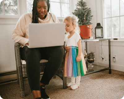 Homebuyer using laptop to take Framework Homebuyer Education